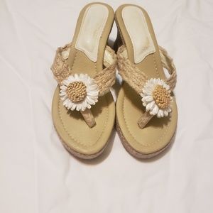 Sundress sandals